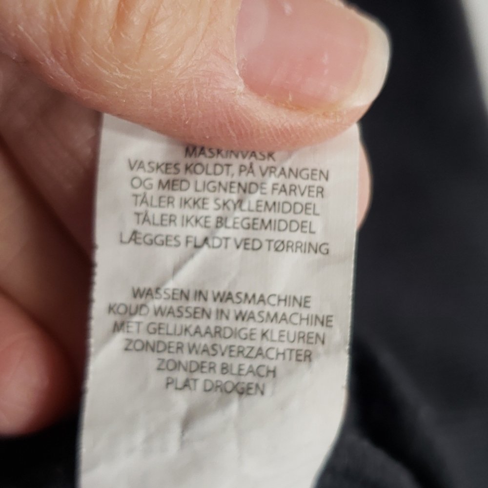 Fabletics Agon Pullover Gray Black Mesh Sweatshirt - image 7